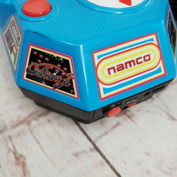 Ms. Pac-Man 5 in 1 Plug and Play 2004 Jakks Pacific TV Namco Game - Picture 10 of 12